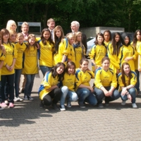 Gruppenbild mit Lehrern