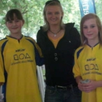 Sarah und Angelina mit Alexandra Popp